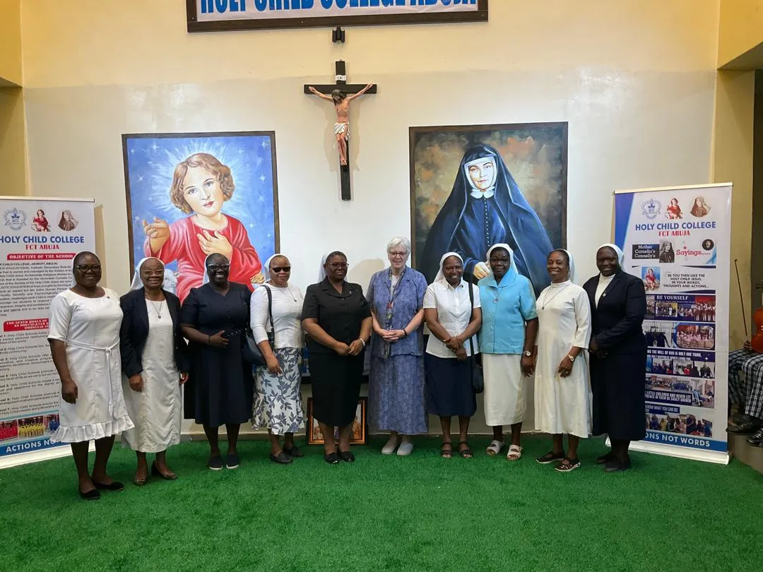 SLT meeting with staff